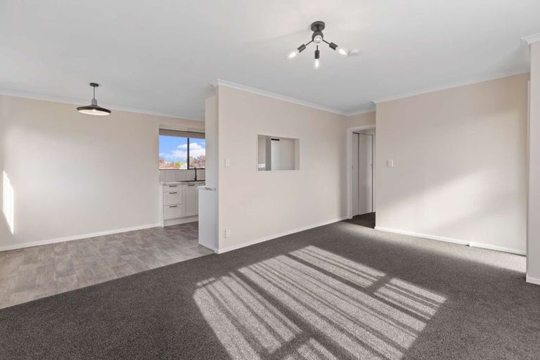 Photo of property in 65a Pohutukawa Drive, Owhata, Rotorua, 3010