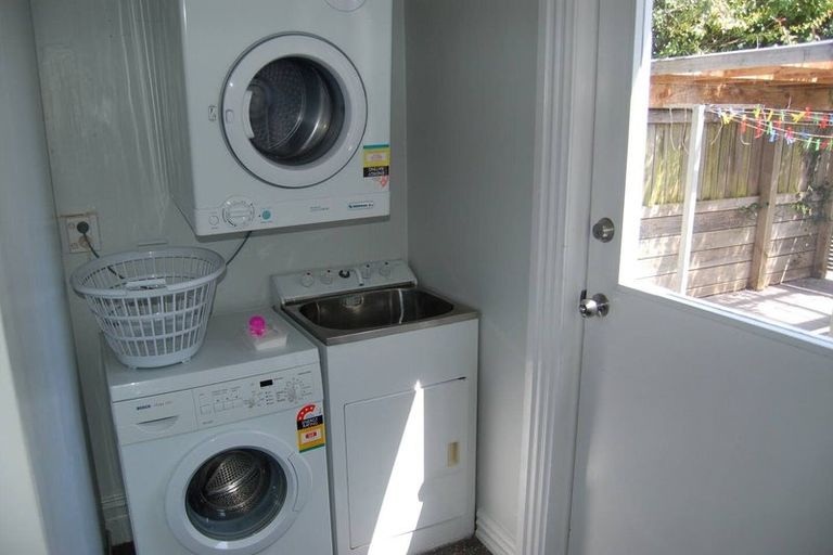 Photo of property in 41 Albert Street, Saint Clair, Dunedin, 9012