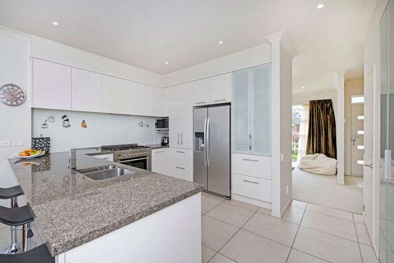 Photo of property in 11 Bellagio Way, Flat Bush, Auckland, 2019