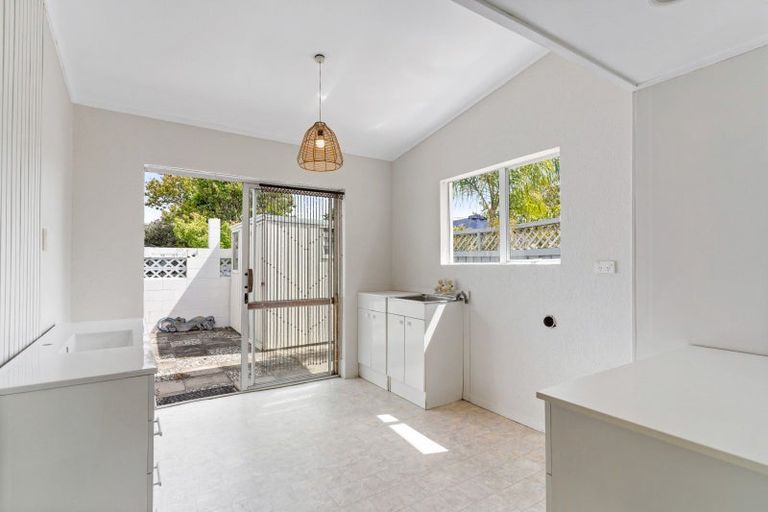 Photo of property in 100a Tamaki Road, Whangamata, 3620