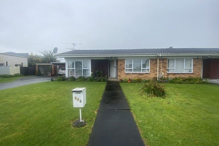 Photo of property in 1/4 Norman Spencer Drive, Papatoetoe, Auckland, 2104