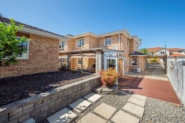 Photo of property in 23 Mahoney Drive, Albany, Auckland, 0632