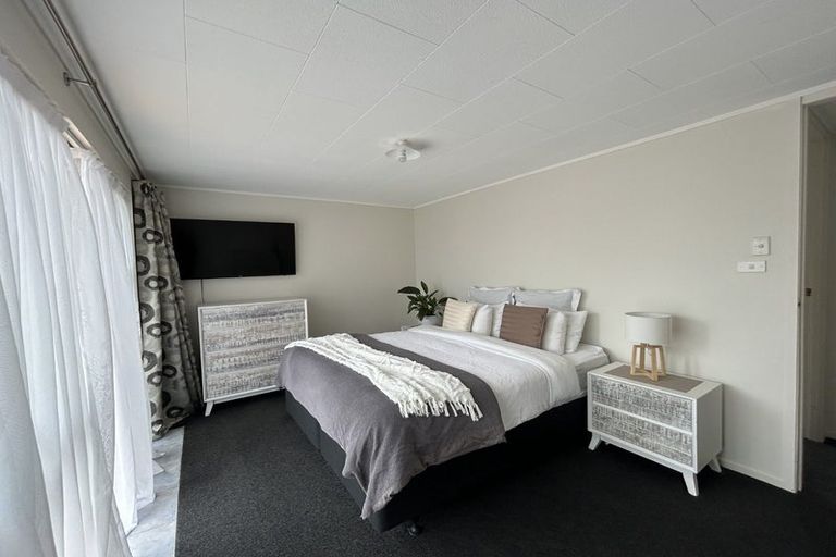 Photo of property in 3 Escort Grove, Awapuni, Palmerston North, 4412