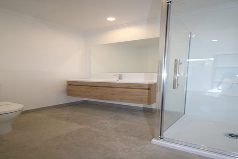 Photo of property in 10 Julie Lane, Papamoa, 3118