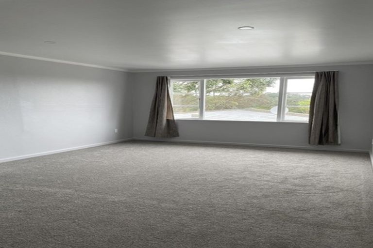 Photo of property in 39 Park Road, Glenfield, Auckland, 0629