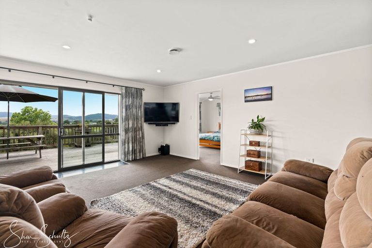 Photo of property in 20 Matai Drive, Maungaturoto, 0520