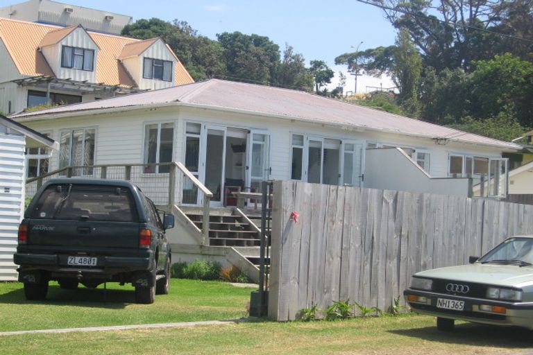 Photo of property in 1/28 Beach Parade, Oneroa, Waiheke Island, 1081
