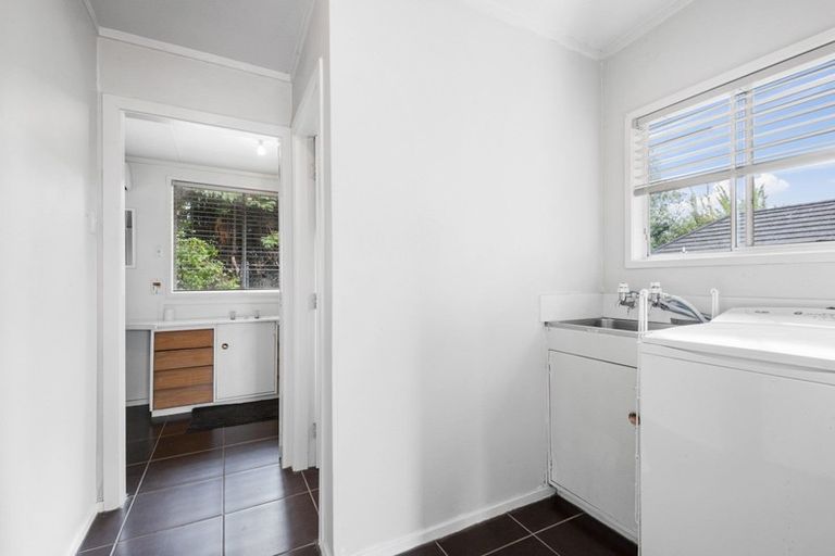 Photo of property in 2/10 Sunset Street, Hilltop, Taupo, 3330