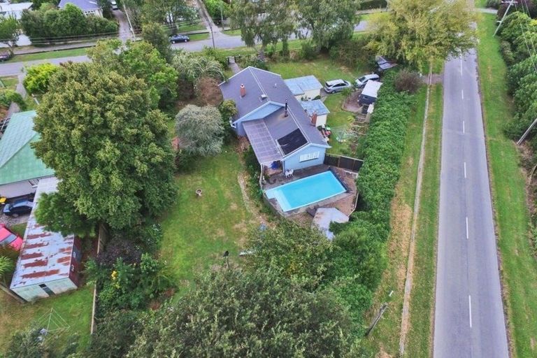 Photo of property in 28 Sarsfield Street, Southbridge, 7602