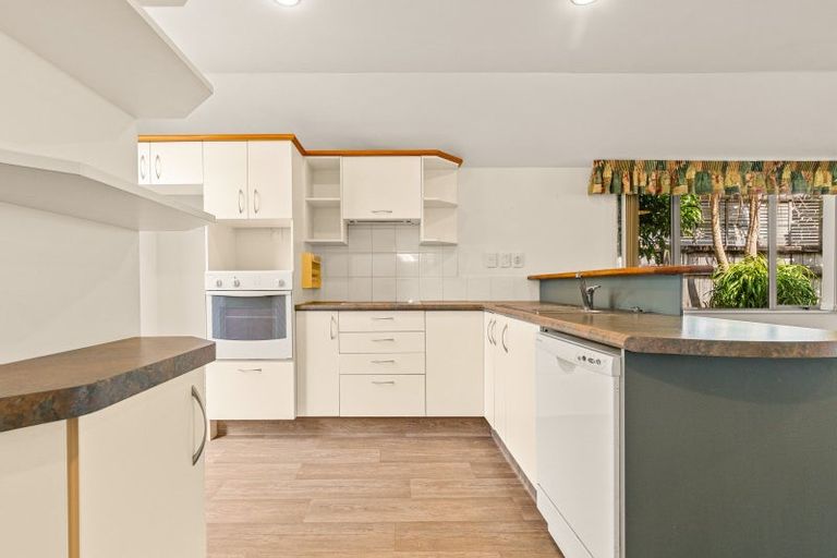 Photo of property in Orange Grove Village, 5/22 Pyes Pa Road, Pyes Pa, Tauranga, 3112