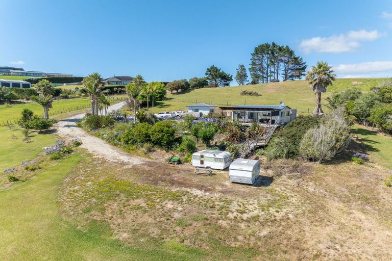 Photo of property in 38 Taipa View Road, Taipa, 0483