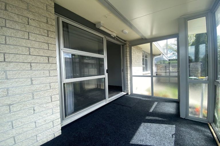 Photo of property in 2/12 Peer Street, Upper Riccarton, Christchurch, 8041