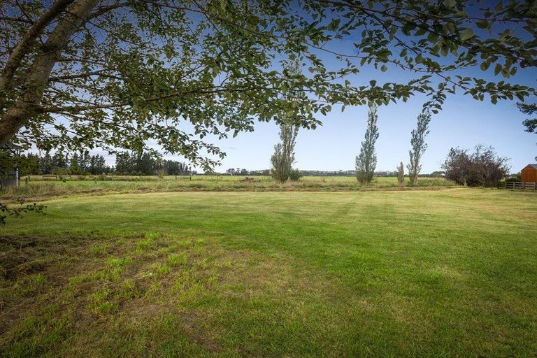 Photo of property in 148a High Street, Oxford, 7430