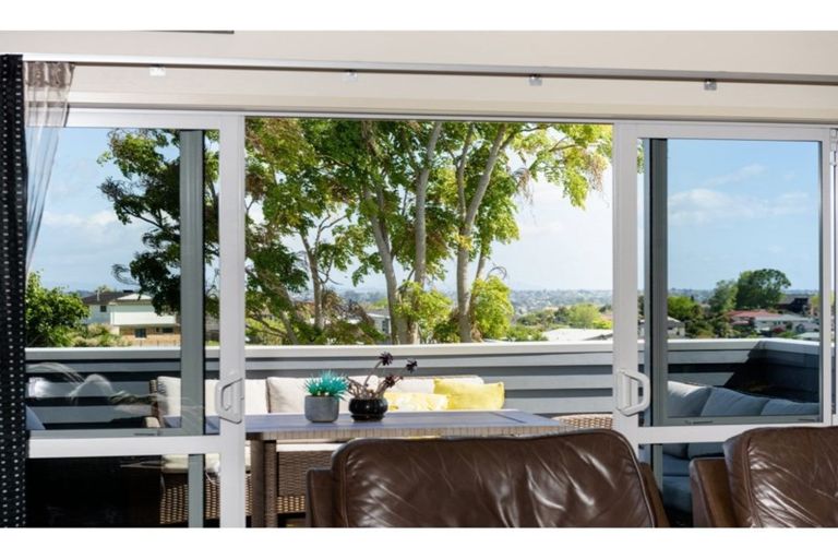 Photo of property in 15 Parnwell Place, Ohauiti, Tauranga, 3112