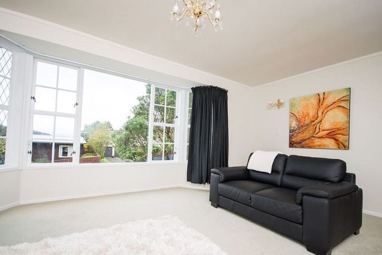 Photo of property in 4 Rajkot Terrace, Broadmeadows, Wellington, 6035