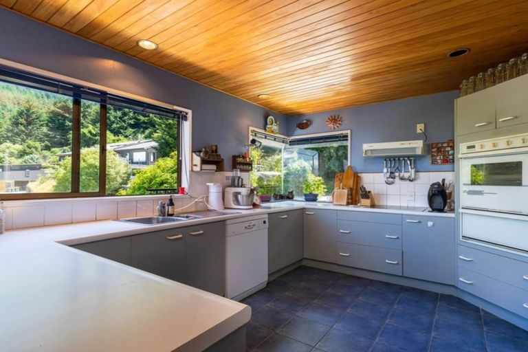 Photo of property in 20 Dart Place, Fernhill, Queenstown, 9300