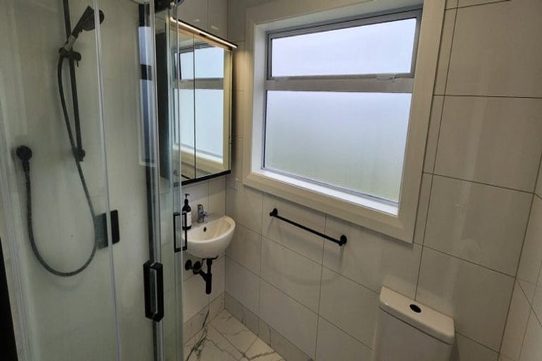 Photo of property in 9 Plympton Street, Brooklands, New Plymouth, 4310