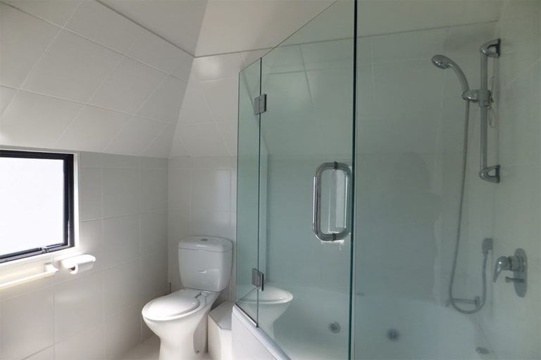 Photo of property in 7/69 Carlton Mill Road, Merivale, Christchurch, 8014