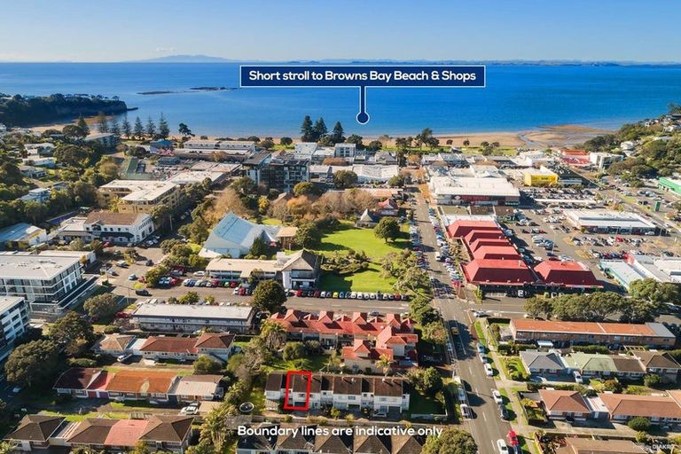 Photo of property in 6/23 Inverness Road, Browns Bay, Auckland, 0630