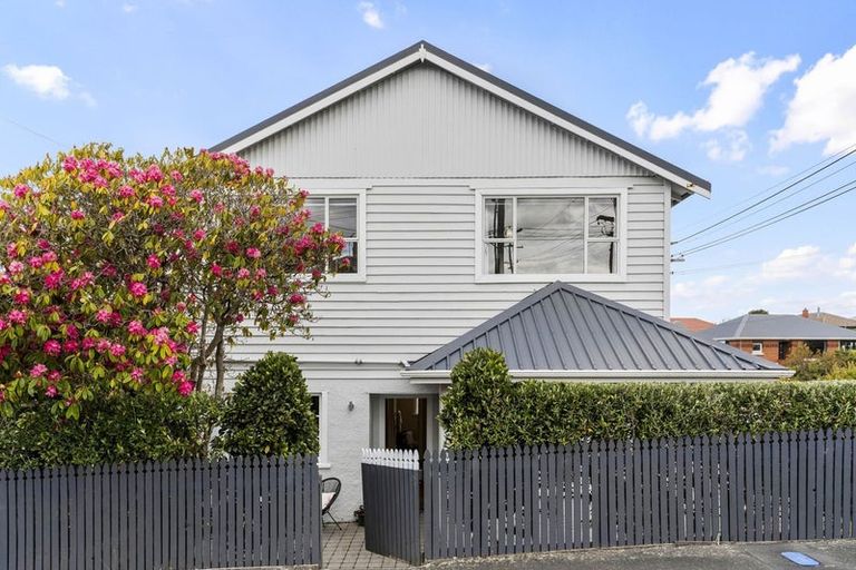 Photo of property in 207 Elgin Road, Balaclava, Dunedin, 9011