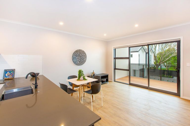 Photo of property in 6/14 Abbotsford Street, Whitiora, Hamilton, 3200
