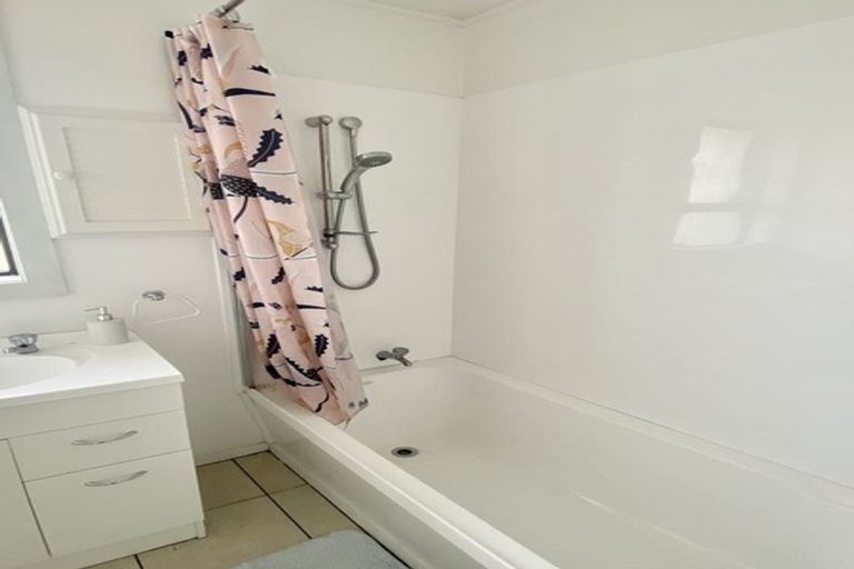 Photo of property in 26 Christie Street, Abbotsford, Dunedin, 9018