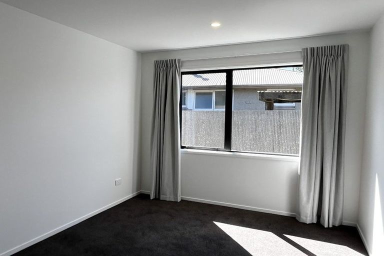 Photo of property in 2/8 Cherry Place, Casebrook, Christchurch, 8051