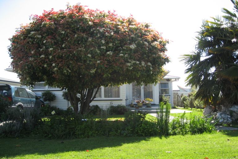 Photo of property in 16 Black Street, Stoke, Nelson, 7011