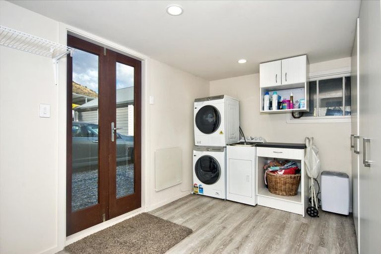 Photo of property in 1 Arrow Junction Road, Arrowtown, 9371