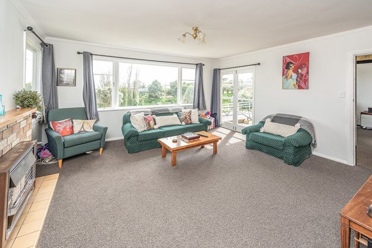 Photo of property in 13 East Way, Durie Hill, Whanganui, 4500