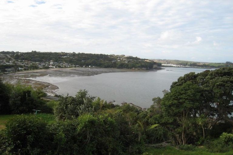 Photo of property in 81 Tiri Road, Tindalls Beach, Whangaparaoa, 0930