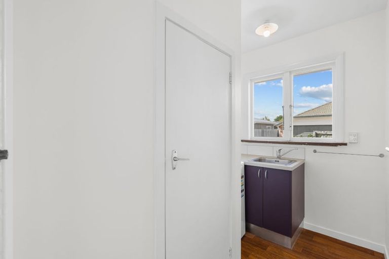 Photo of property in 18 Owens Terrace, Upper Riccarton, Christchurch, 8041