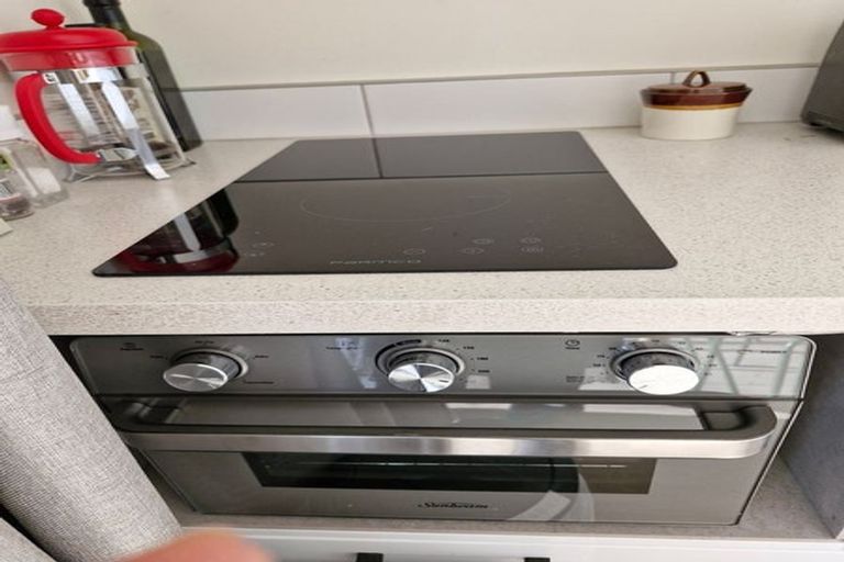 Photo of property in 39 Milne Terrace, Island Bay, Wellington, 6023