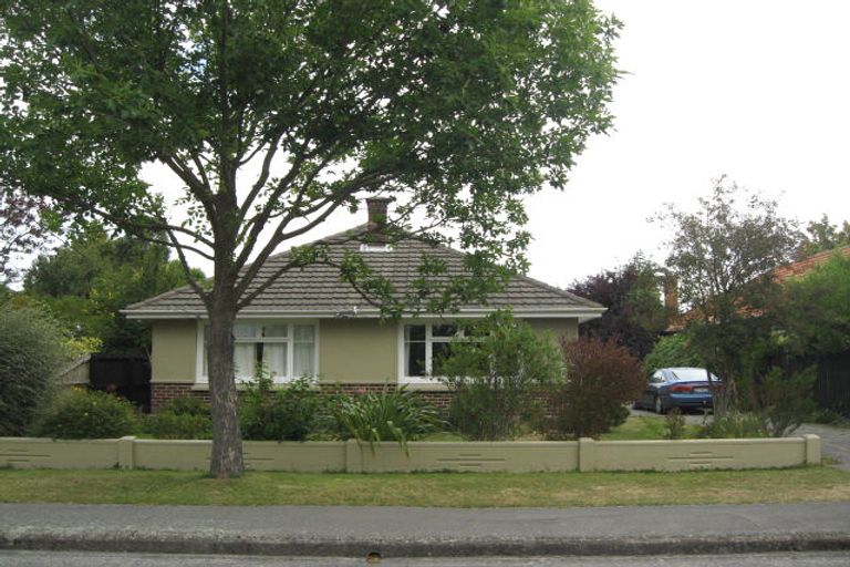 Photo of property in 19 Jameson Avenue, St Albans, Christchurch, 8052