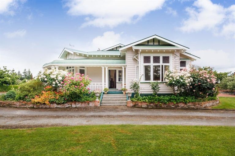 Photo of property in 552 Porewa Road, Marton, 4787