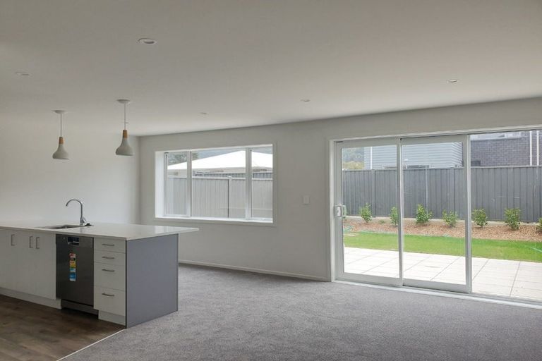 Photo of property in 8 Torea Place, Kenepuru, Porirua, 5022