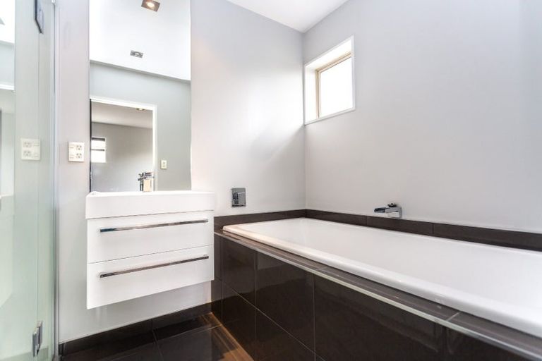 Photo of property in 19a Somme Street, St Albans, Christchurch, 8014