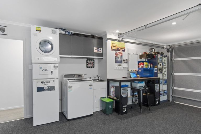 Photo of property in 69 Bert Wall Drive, Omokoroa, 3114