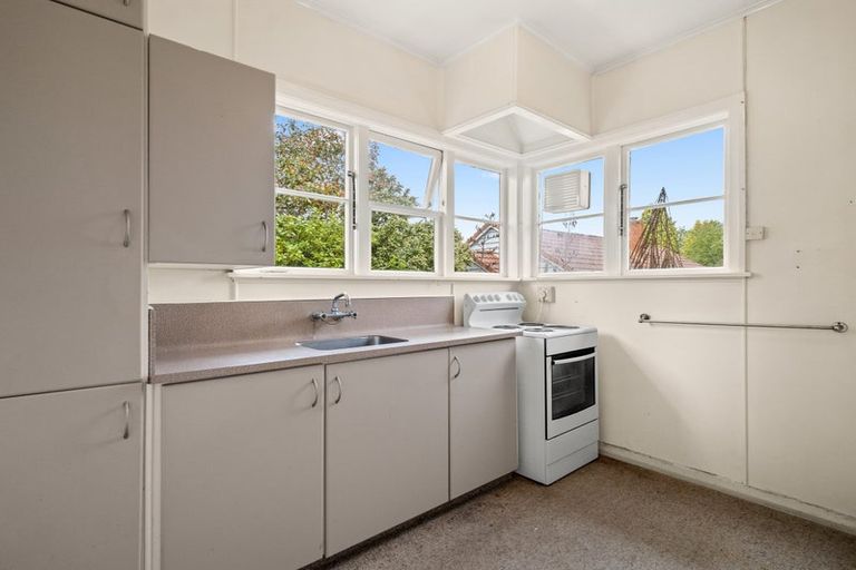 Photo of property in 2 Holyrood Avenue, Wakari, Dunedin, 9010