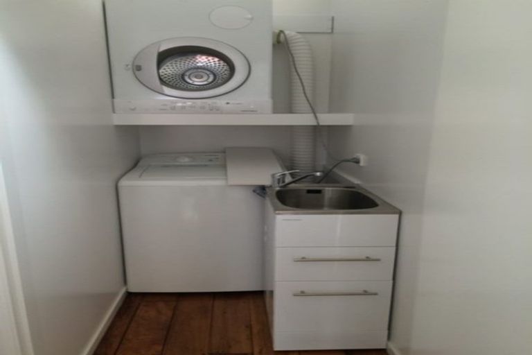 Photo of property in 28 Hiropi Street, Newtown, Wellington, 6021