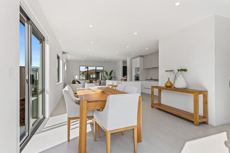 Photo of property in 76 Nganui Avenue, Takanini, Auckland, 2112