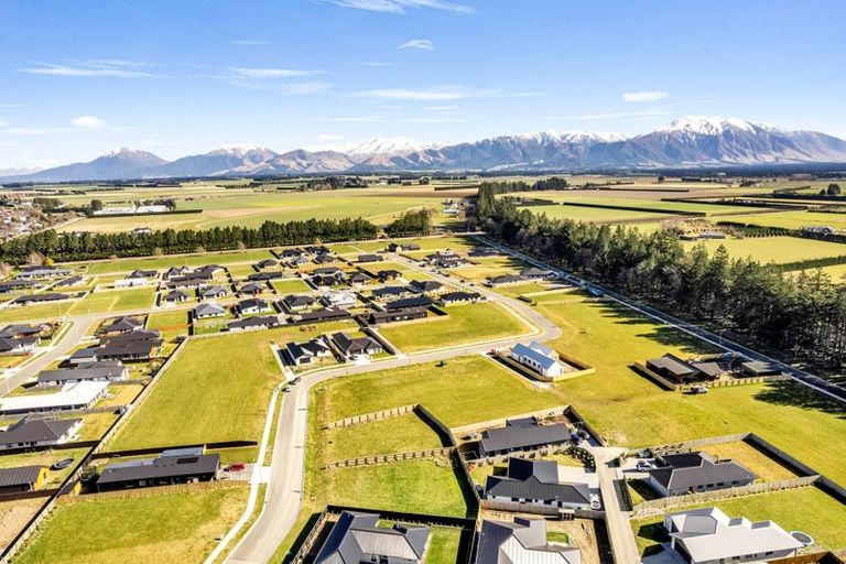 Photo of property in 16 Arrowsmith Drive, Methven, 7730