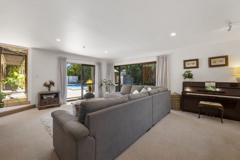 Photo of property in 12 Ridgewood Drive, Ridgewood, New Plymouth, 4371