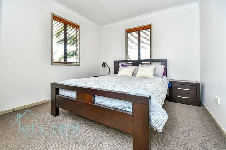 Photo of property in 62 Mt Lebanon Crescent, The Gardens, Auckland, 2105