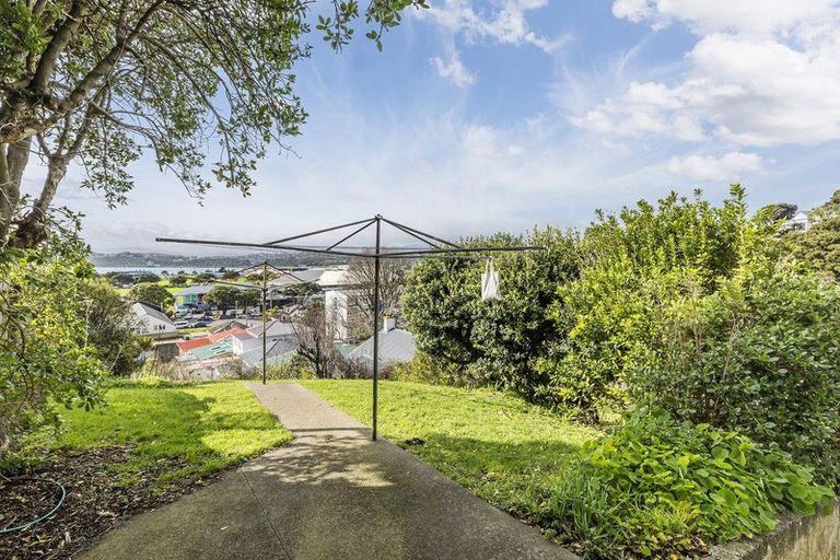 Photo of property in 21 Crawford Road, Kilbirnie, Wellington, 6022