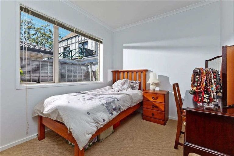 Photo of property in 2/14 Milton Road, Orewa, 0931
