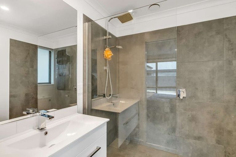 Photo of property in 6 Hapua Lane, Pegasus, 7612