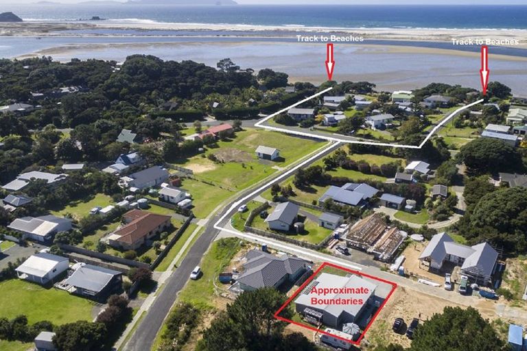 Photo of property in 4 Stingray Lane, Mangawhai Heads, Mangawhai, 0505