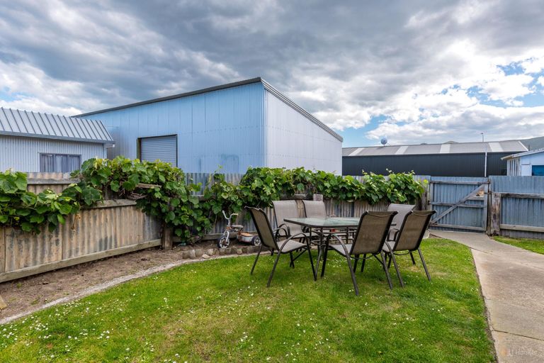 Photo of property in 49 Shearman Street, Waimate, 7924