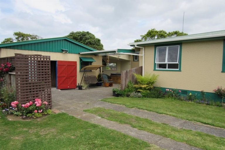 Photo of property in 43 Fookes Street, Waverley, 4510